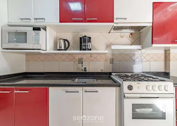 Apt 3Q C/ Churrasqueira A 80M Da Praia Erv0101